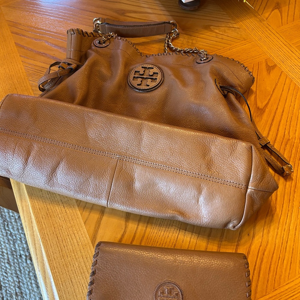 Tory Burch Tan Leather Shoulder Bag AND matching wallet
